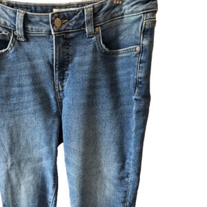 416. Denver Hayes Curvy Straight Crop Denim Jeans |10